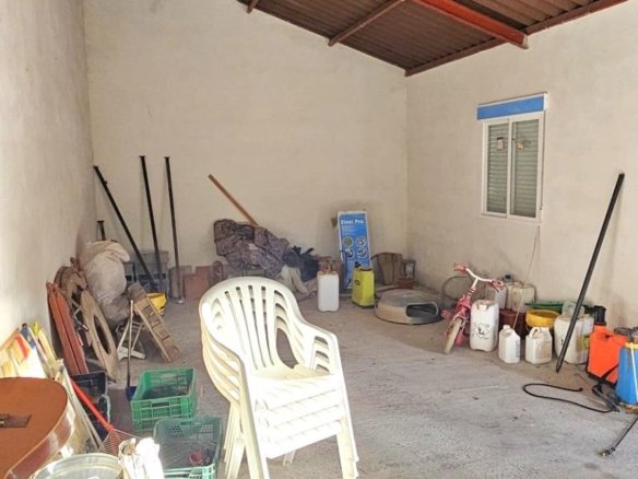 7 Bedroom 2 Bathroom Villa in Arenas Del Rey - Caza De Casa