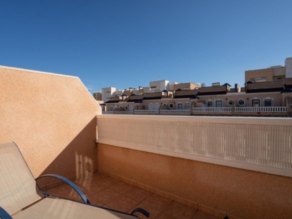 2 Bed 2 Bath Town House in Orihuela Costa - Caza De Casa