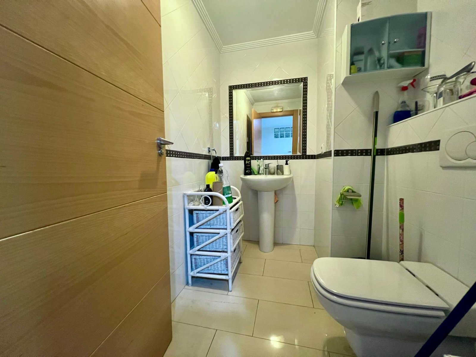 Commercial in Orihuela - Caza De Casa