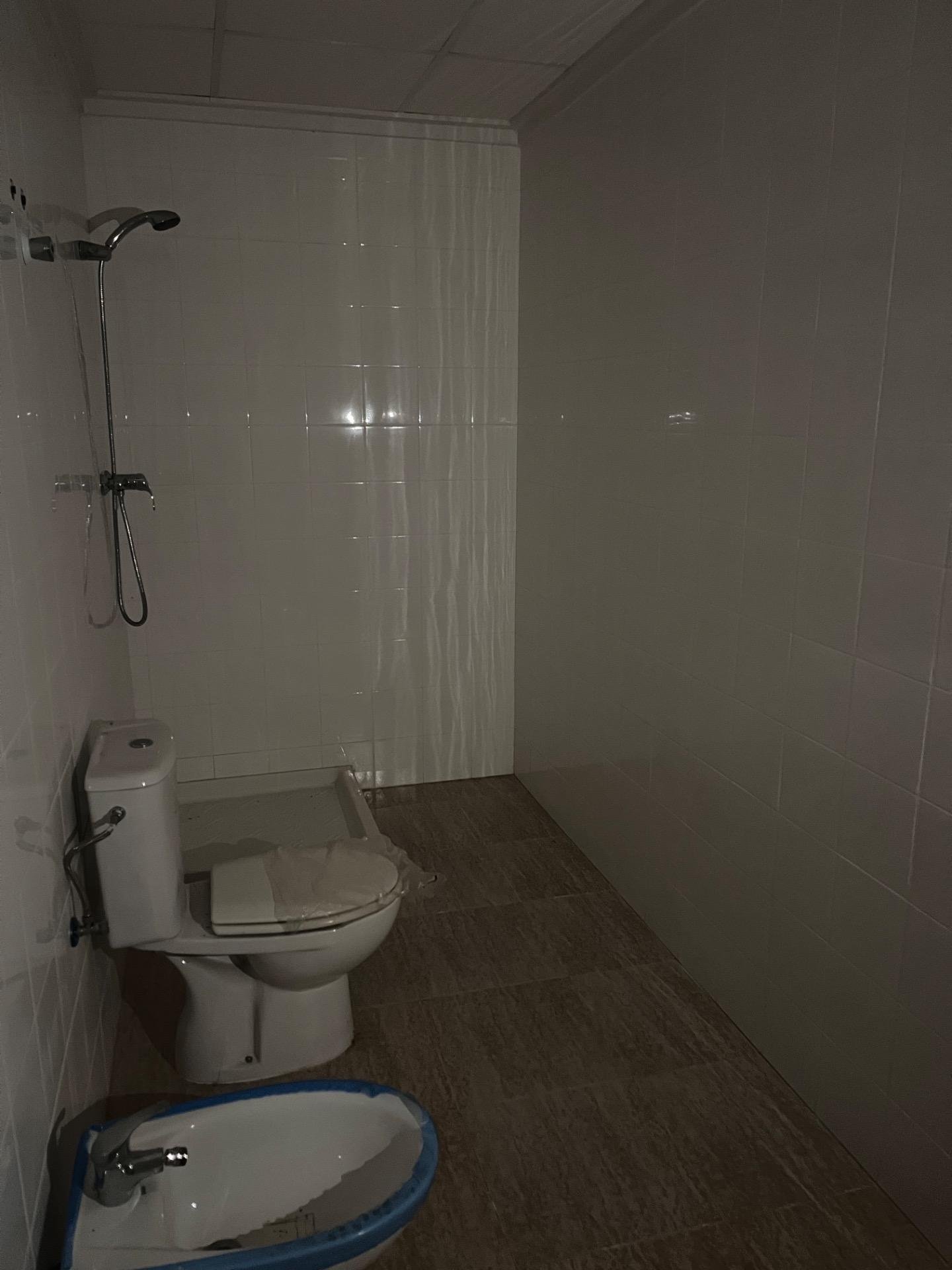 1 Bath Commercial in Algorfa - Caza De Casa