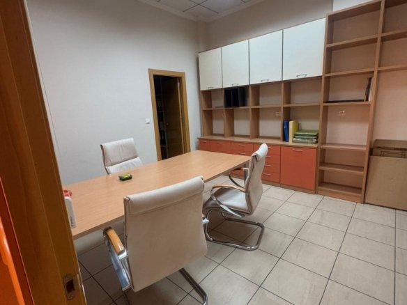 1 Bath Commercial in Bigastro - Caza De Casa