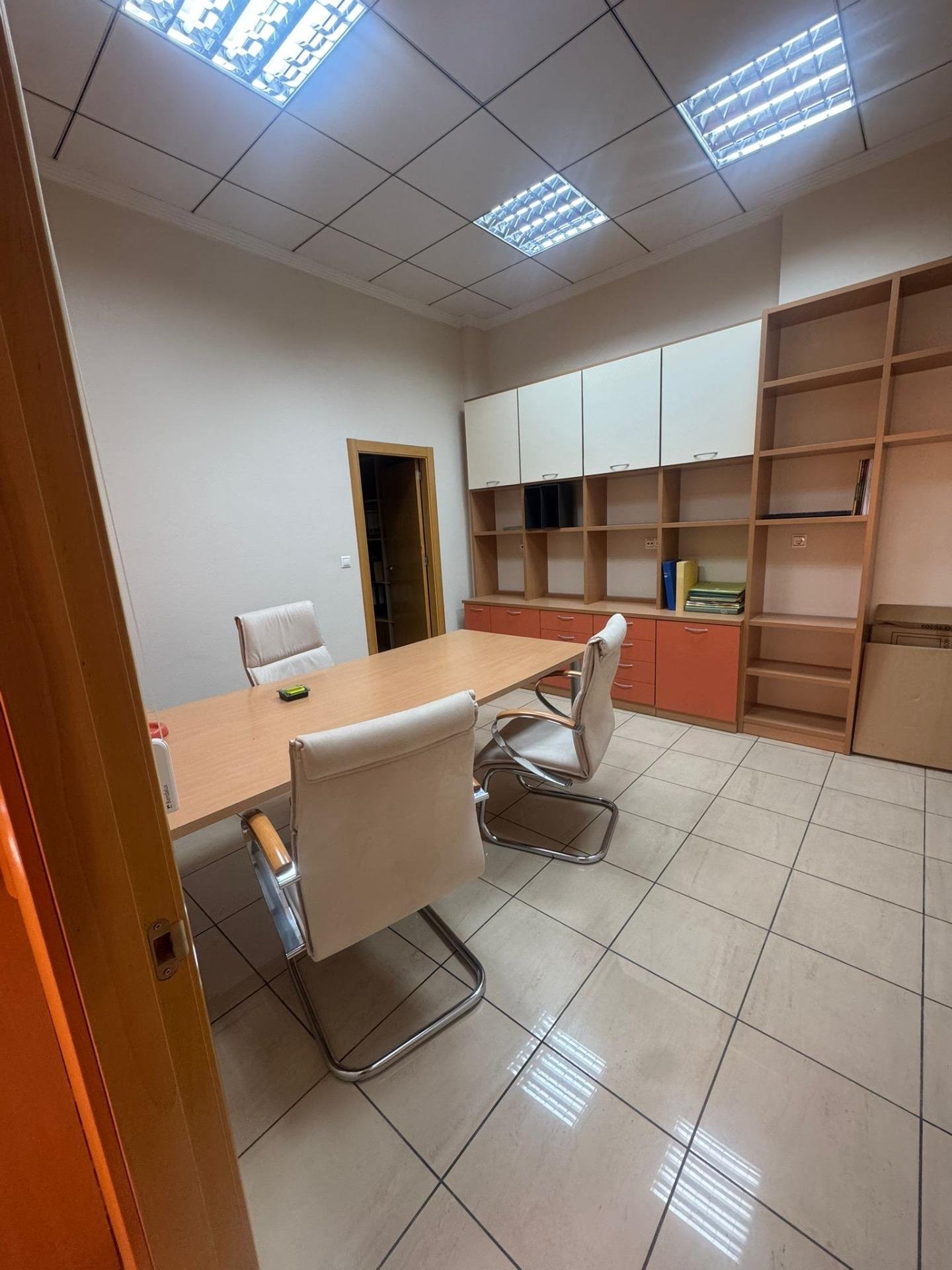 1 Bath Commercial in Bigastro - Caza De Casa