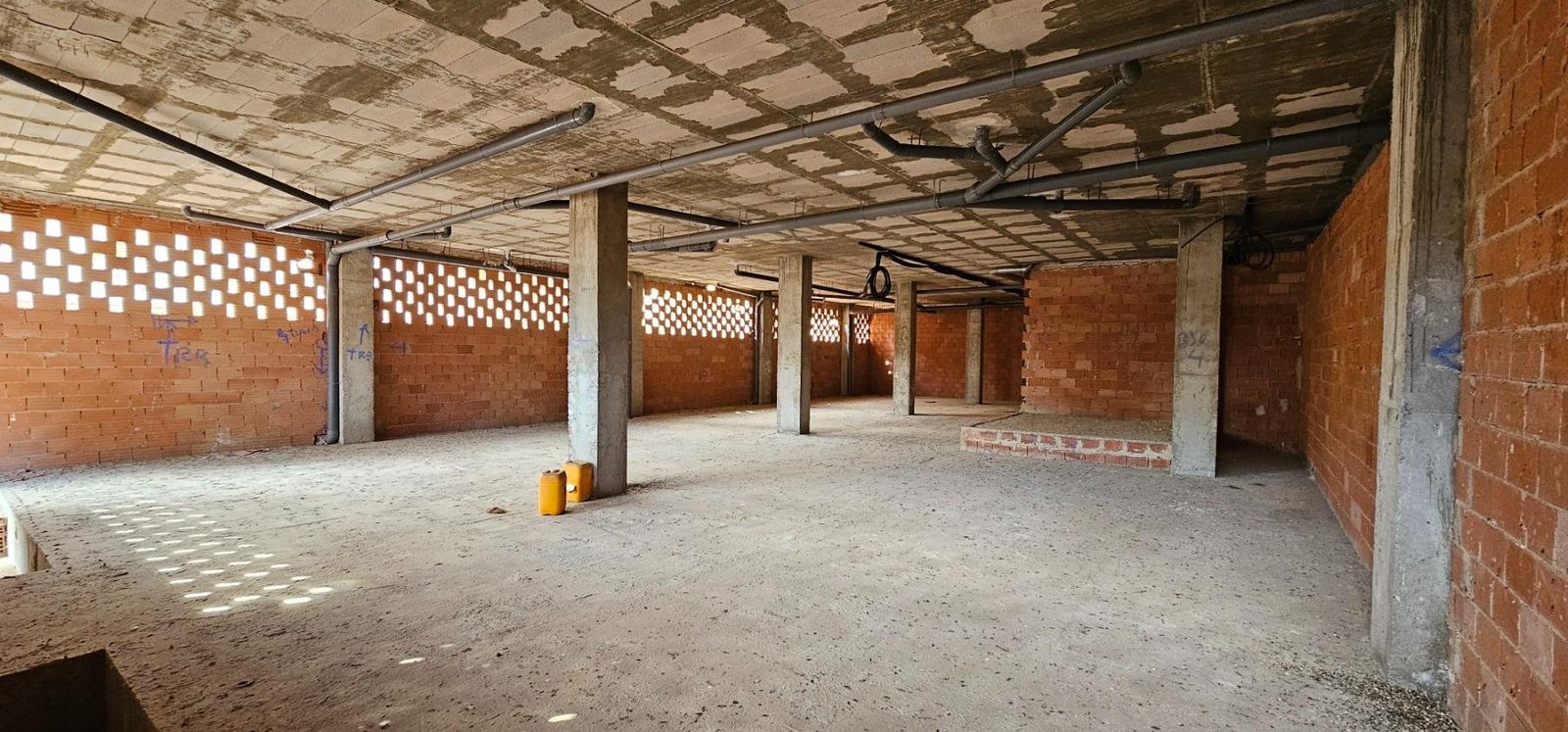 Commercial in San Pedro del Pinatar - Caza De Casa