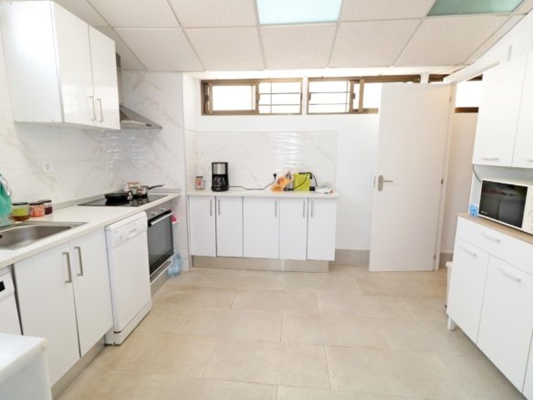 3 Bedroom 2 Bathroom Town House in Torrevieja - Caza De Casa