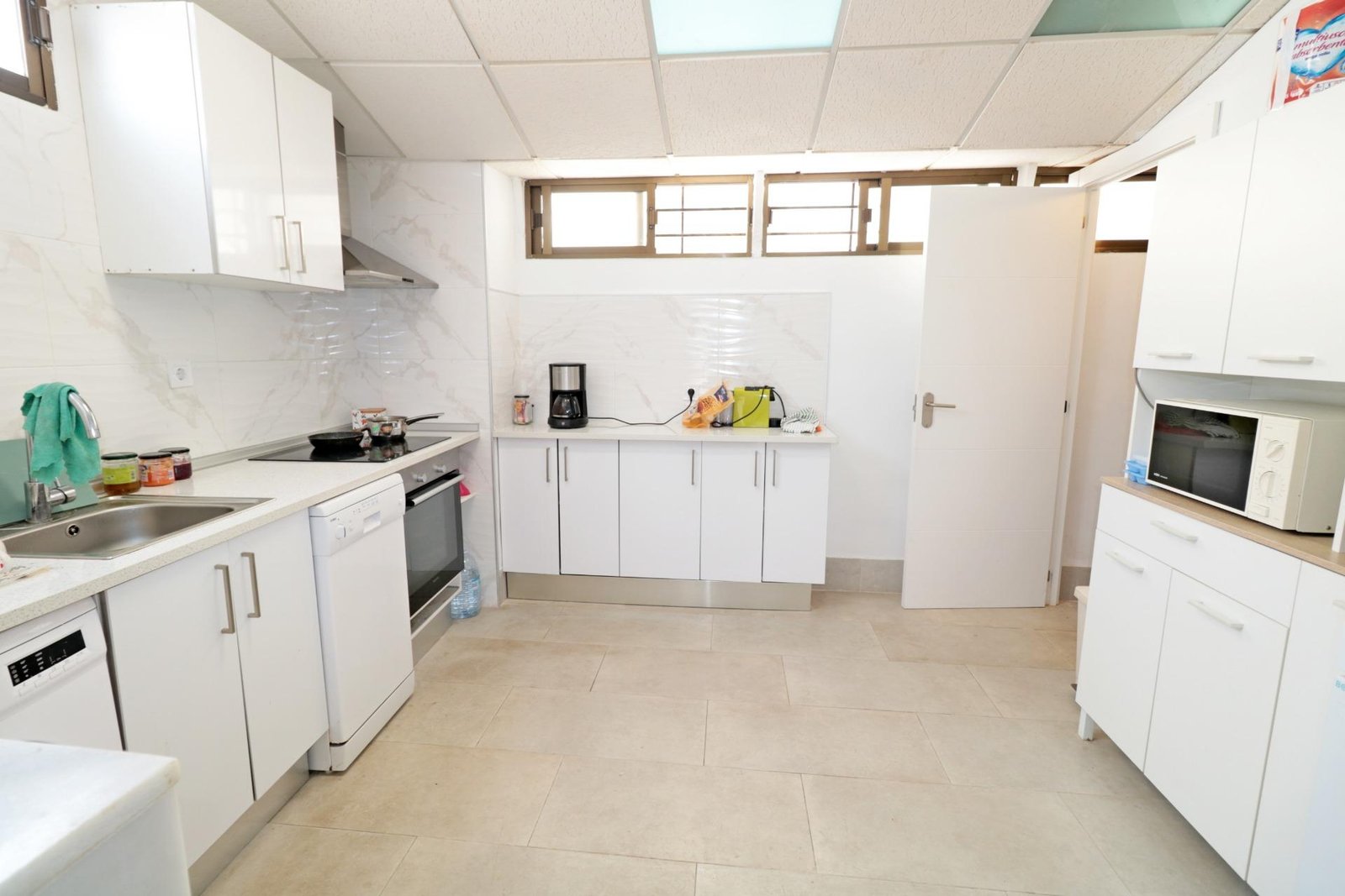 3 Bedroom 2 Bathroom Town House in Torrevieja - Caza De Casa