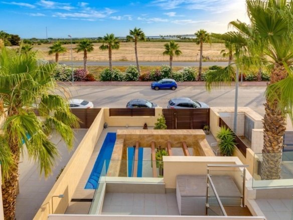 3 Bedroom 3 Bathroom Villa in Ciudad Quesada - Caza De Casa