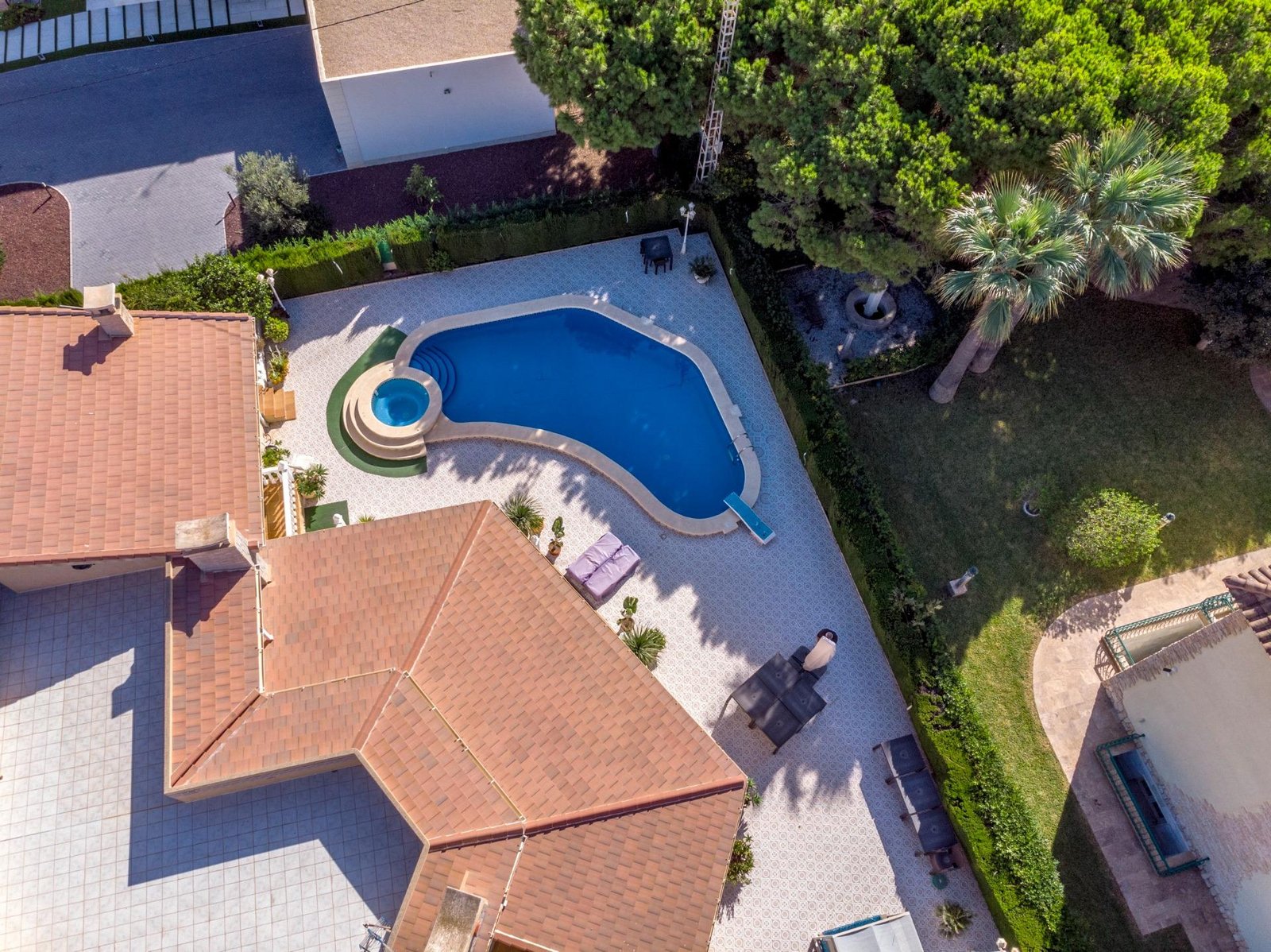 3 Bedroom 4 Bathroom Villa in Cabo Roig - Caza De Casa