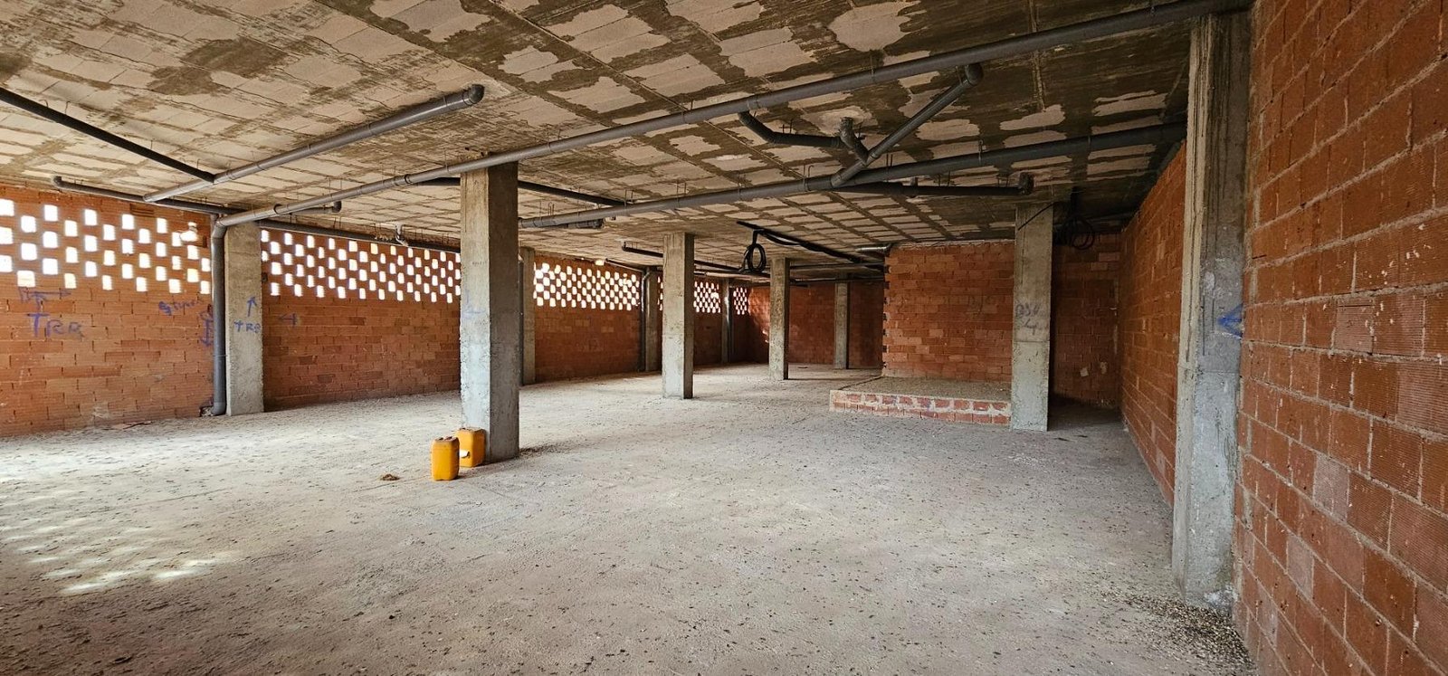 Commercial in San Pedro del Pinatar - Caza De Casa