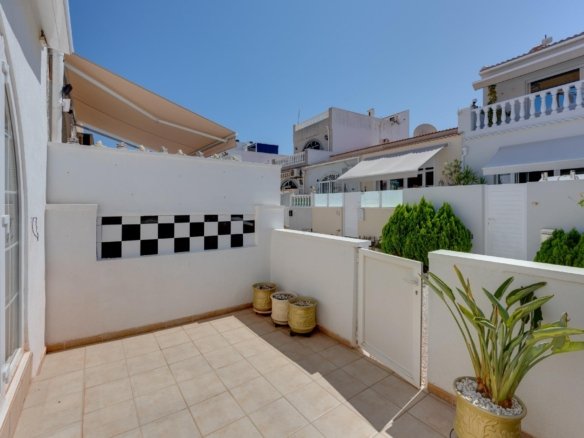 1 Bedroom 1 Bathroom Town House in Torrevieja - Caza De Casa