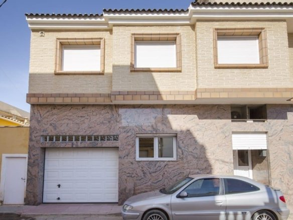 5 Bedroom 5 Bathroom Town House in Los Alcazares - Caza De Casa