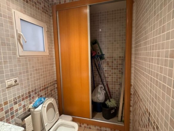 1 Bath Commercial in Bigastro - Caza De Casa