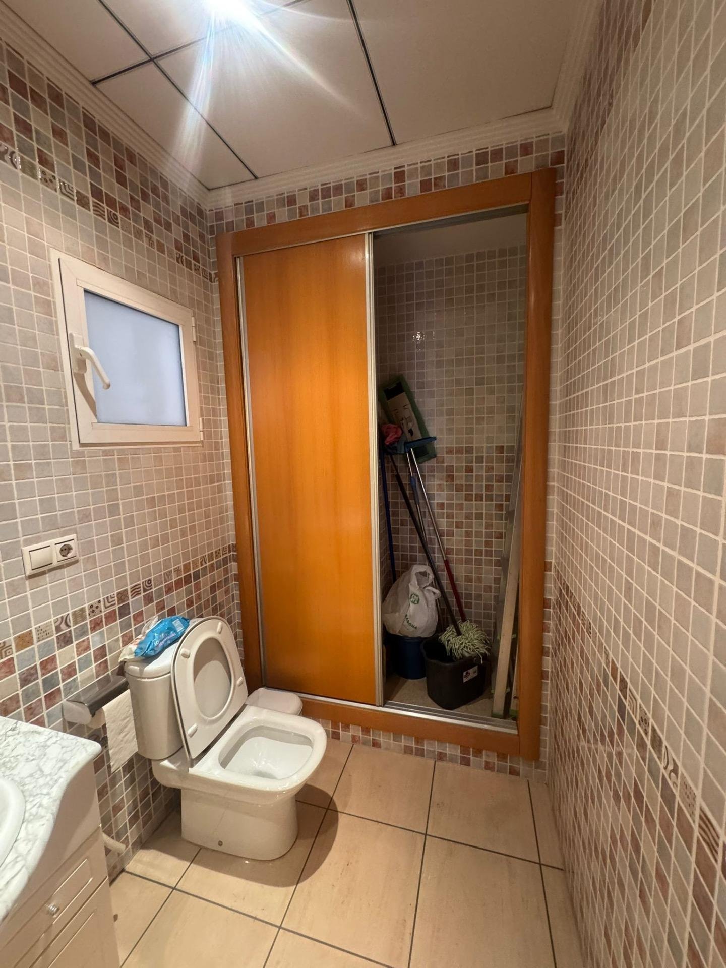 1 Bath Commercial in Bigastro - Caza De Casa