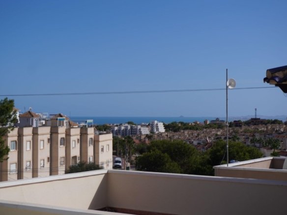 3 Bedroom 2 Bathroom Villa in San Miguel de Salinas - Caza De Casa