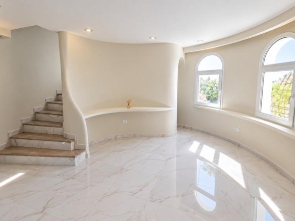 3 Bedroom 3 Bathroom Villa in Altea - Caza De Casa