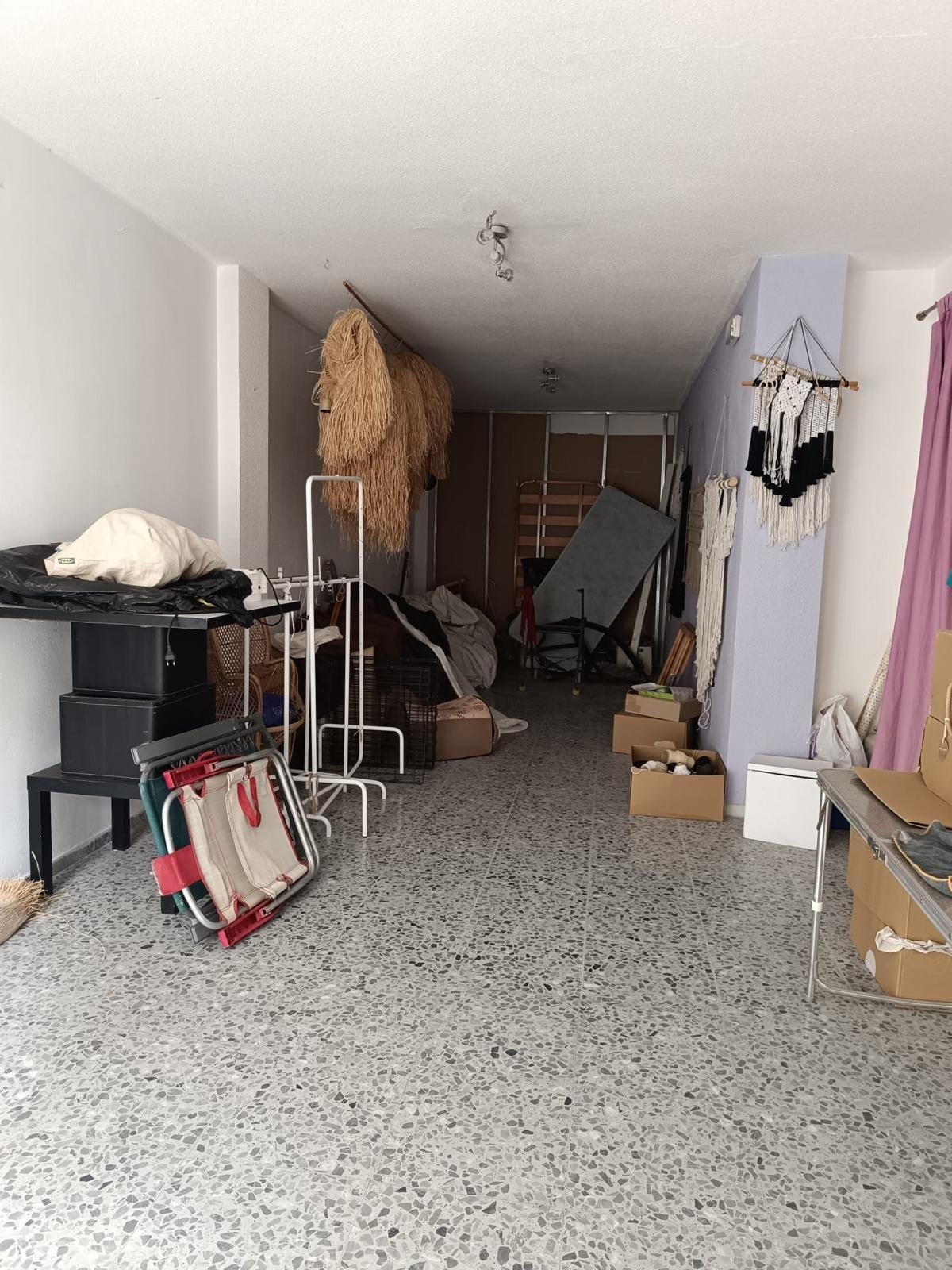 Commercial in El Altet - Caza De Casa