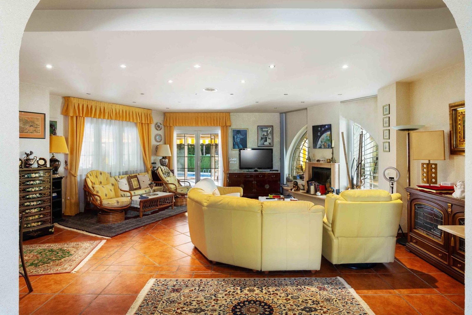 3 Bedroom 4 Bathroom Villa in Cabo Roig - Caza De Casa