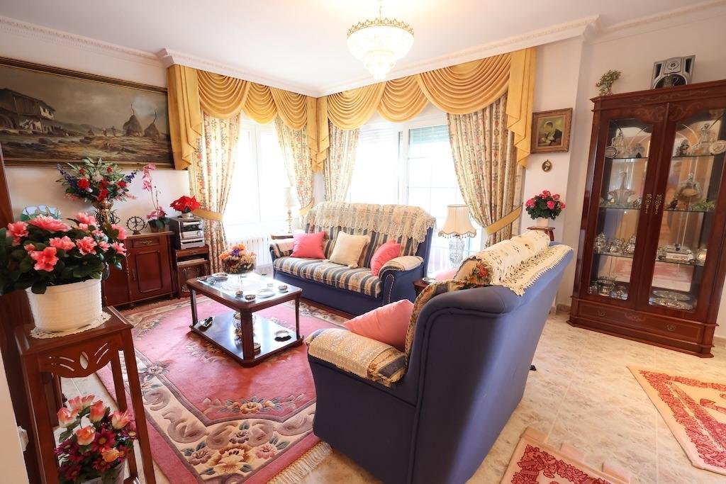 5 Bedroom 4 Bathroom Villa in Orihuela Costa - Caza De Casa