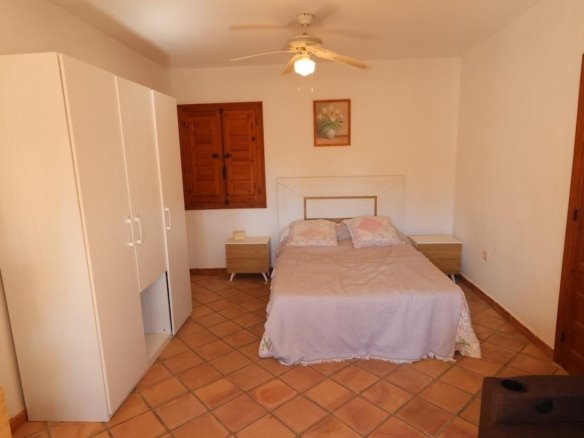 4 Bedroom 2 Bathroom Villa in Orihuela Costa - Caza De Casa
