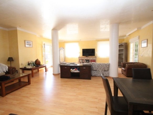 5 Bedroom 5 Bathroom Villa in Orihuela Costa - Caza De Casa