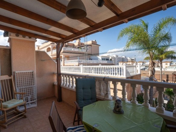 2 Bed 2 Bath Town House in Orihuela Costa - Caza De Casa