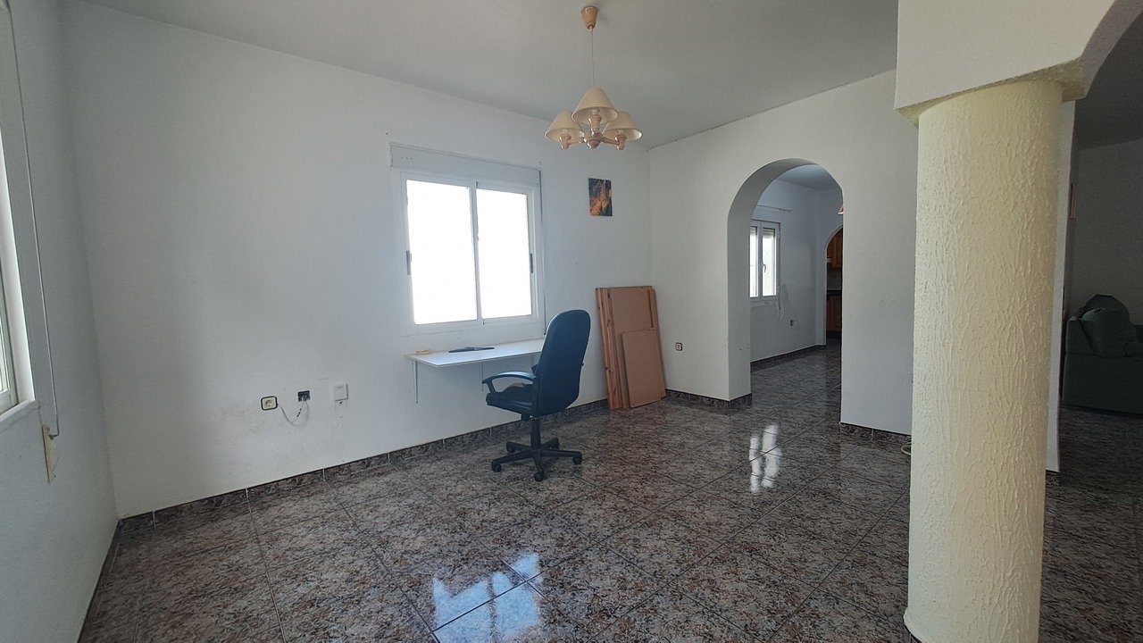 20230710_174206_xlarge 5 Bedroom 2 Bathroom Villa in Villamartin - Caza De Casa