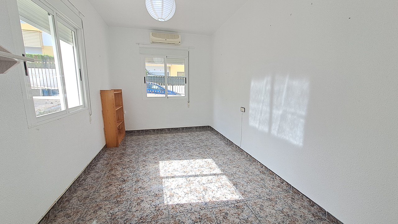 20230710_174350_xlarge 5 Bedroom 2 Bathroom Villa in Villamartin - Caza De Casa