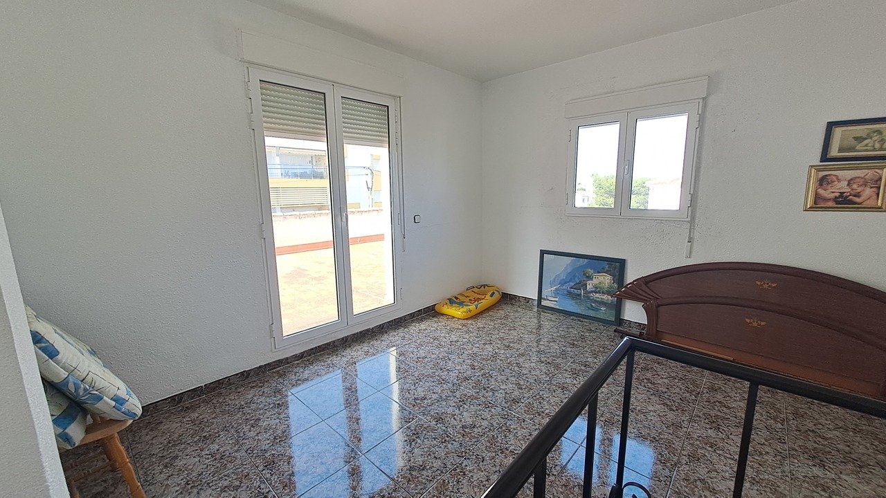 20230710_174511_xlarge 5 Bedroom 2 Bathroom Villa in Villamartin - Caza De Casa