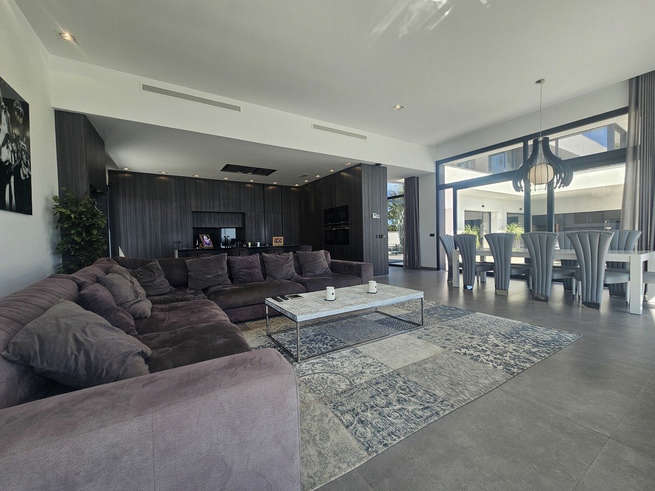 5 Bedroom 6 Bathroom Villa in Cabo Roig - Caza De Casa