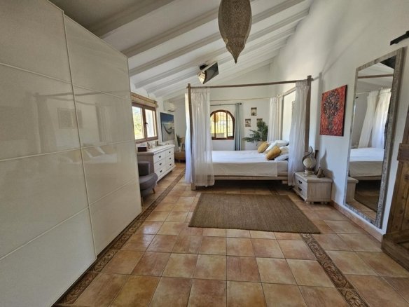 5 Bedroom 5 Bathroom Villa in javea - Caza De Casa