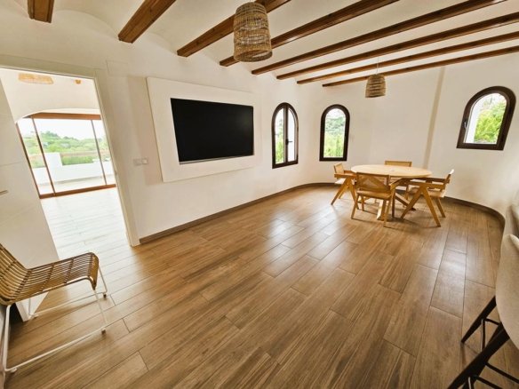 7 Bedroom 5 Bathroom Villa in javea - Caza De Casa