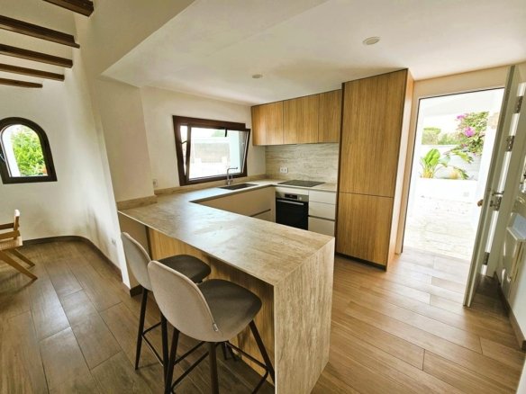 7 Bedroom 5 Bathroom Villa in javea - Caza De Casa