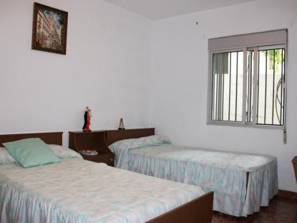 4 Bedroom 2 Bathroom Villa in Nerja - Caza De Casa