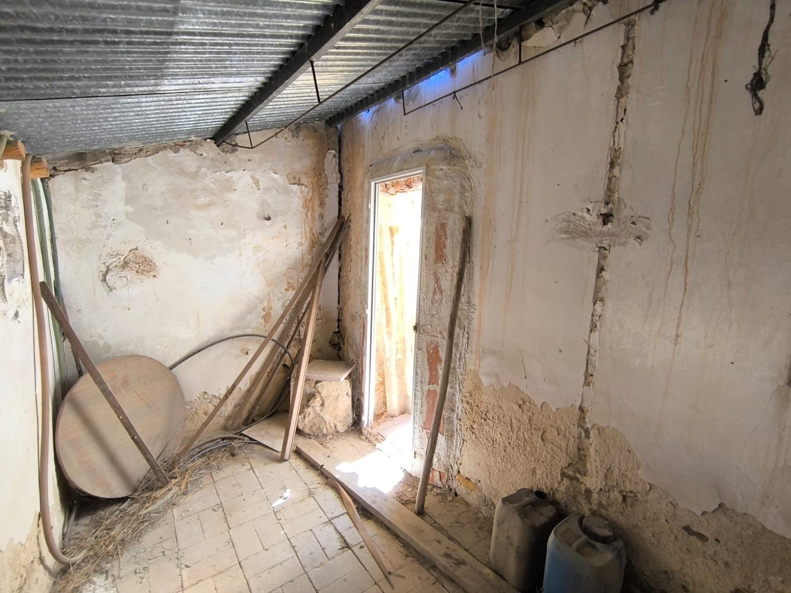 4 Bedroom 1 Bathroom Country House in Caudete - Caza De Casa