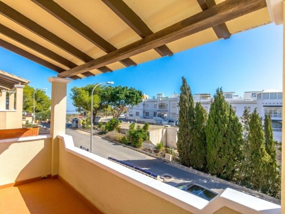 3 Bed 2 Bath Town House in Orihuela Costa - Caza De Casa