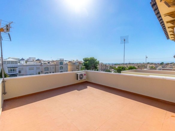 3 Bed 2 Bath Town House in Orihuela Costa - Caza De Casa