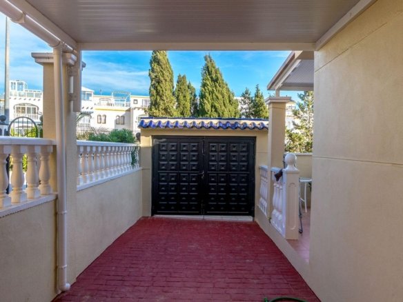3 Bed 2 Bath Town House in Orihuela Costa - Caza De Casa