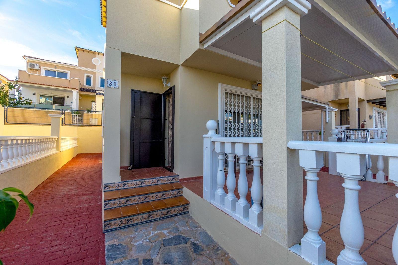 2146_o_1irkcoenlcav119j4rf1s22ffp2a 3 Bed 2 Bath Town House in Orihuela Costa - Caza De Casa