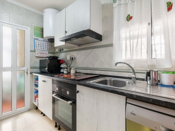 3 Bed 2 Bath Town House in Orihuela Costa - Caza De Casa