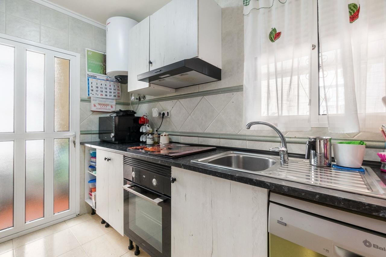 2146_o_1irkcoenllik1j38bqg173u11us1o 3 Bed 2 Bath Town House in Orihuela Costa - Caza De Casa