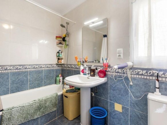 3 Bed 2 Bath Town House in Orihuela Costa - Caza De Casa