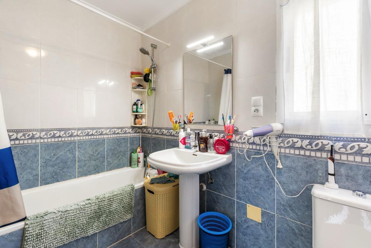 2146_o_1irkcoenlnsl1nhkc1jvl113c2c 3 Bed 2 Bath Town House in Orihuela Costa - Caza De Casa