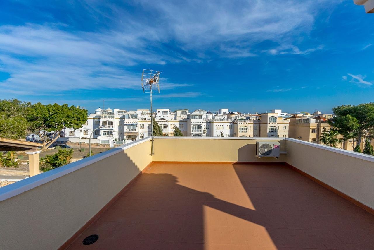 2146_o_1irkcoenlqlabbc1vub1edvt402e 3 Bed 2 Bath Town House in Orihuela Costa - Caza De Casa