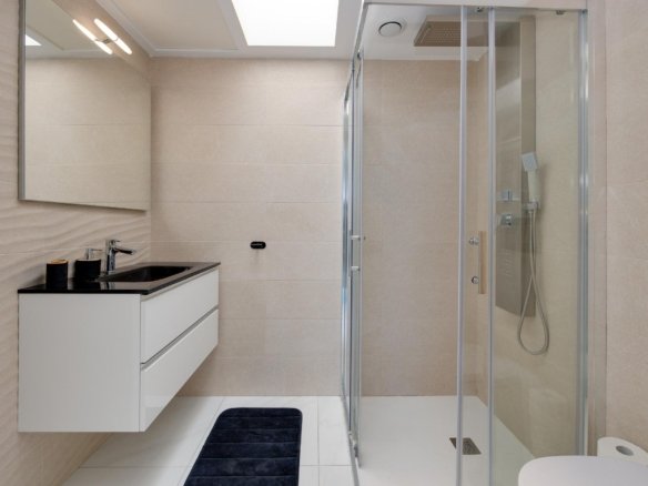 3 Bedroom 3 Bathroom Town House in Torrevieja - Caza De Casa