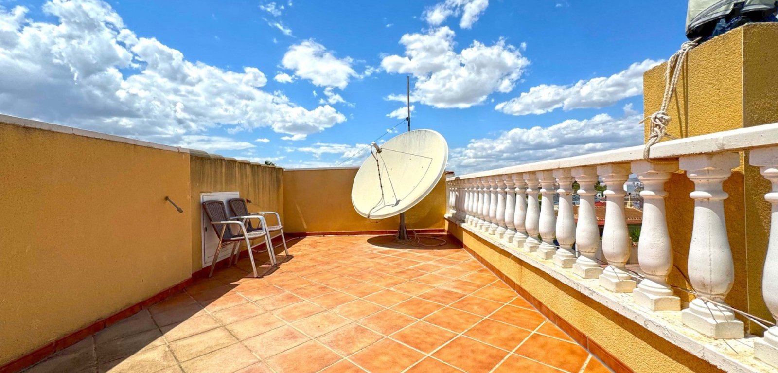 6 Bedroom 6 Bathroom Villa in Torrevieja - Caza De Casa