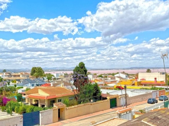 6 Bedroom 6 Bathroom Villa in Torrevieja - Caza De Casa