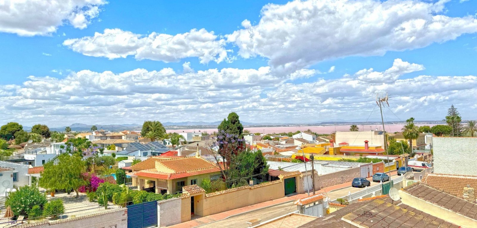 6 Bedroom 6 Bathroom Villa in Torrevieja - Caza De Casa