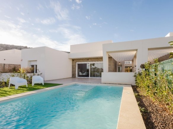 4 Bedroom 4 Bathroom Villa in Algorfa - Caza De Casa