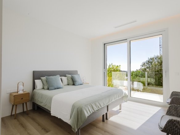 5 Bedroom 6 Bathroom Villa in Orihuela Costa - Caza De Casa