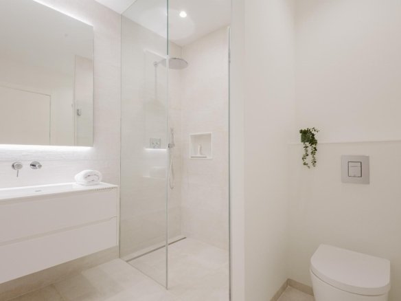 5 Bedroom 6 Bathroom Villa in Orihuela Costa - Caza De Casa