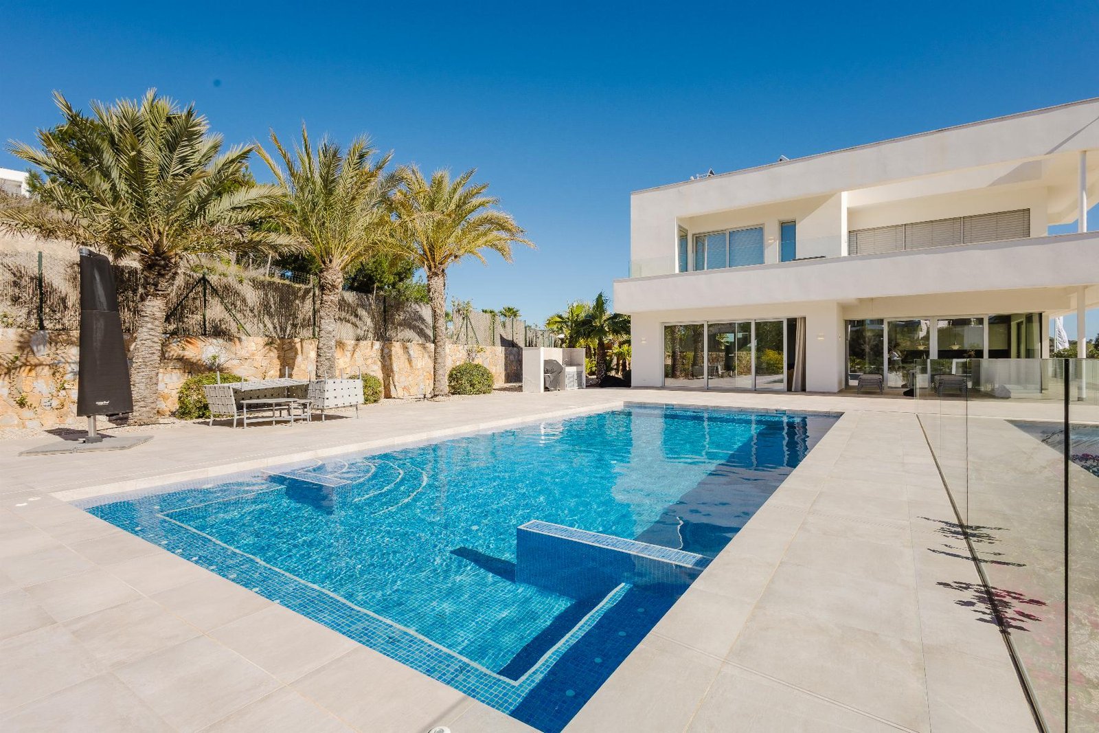 5 Bedroom 6 Bathroom Villa in Orihuela Costa - Caza De Casa